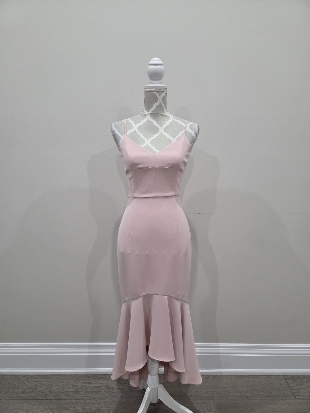 Elegant Blush Pink Strap Mermaid Dress